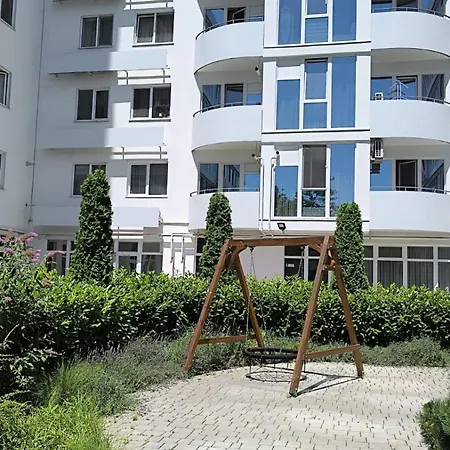 Apartman сдам 1 комн.кв. в жк море на ул. львовской *